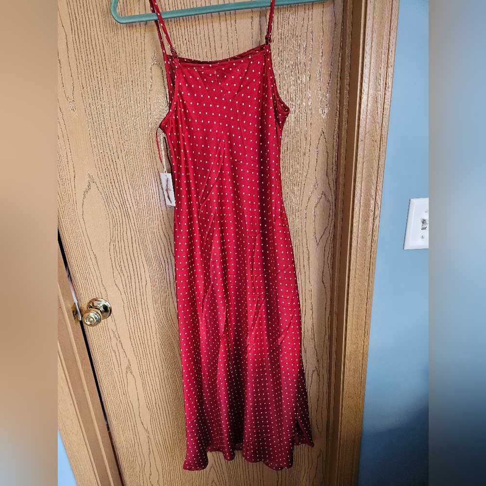 Size M NWT Jessica Simpson Midi dress - Picture 3 of 3